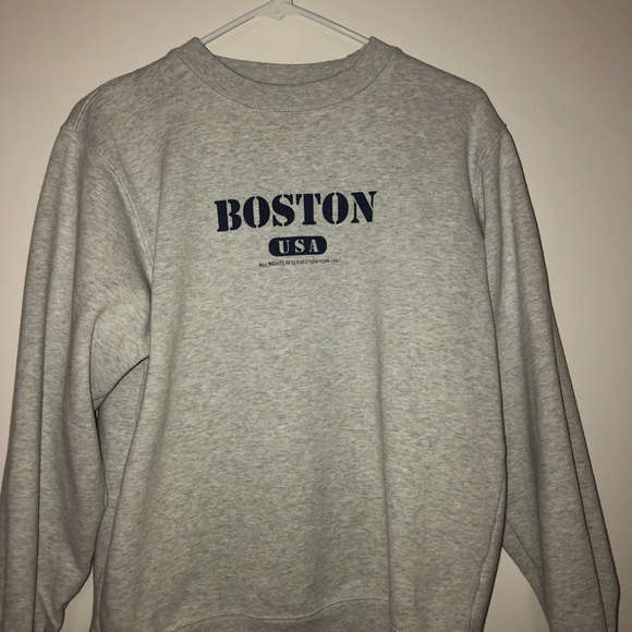 Brandy Melville Tops - brandy melville sweatshirt